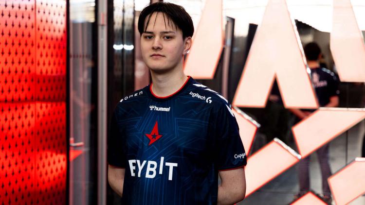 farlig a rejoint Astralis