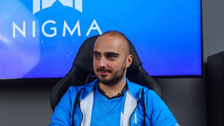 KuroKy reste dans Nigma Galaxy