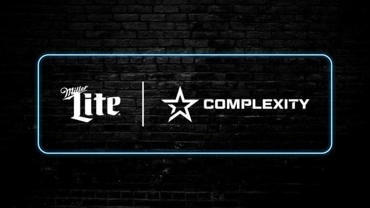 Complexity Gaming renouvelle son partenariat avec Miller Lite