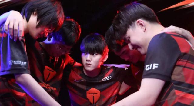 Top Esports - en route vers le sommet de la League of Legends : que savons-nous de l'équipe chinoise en plein développement ?