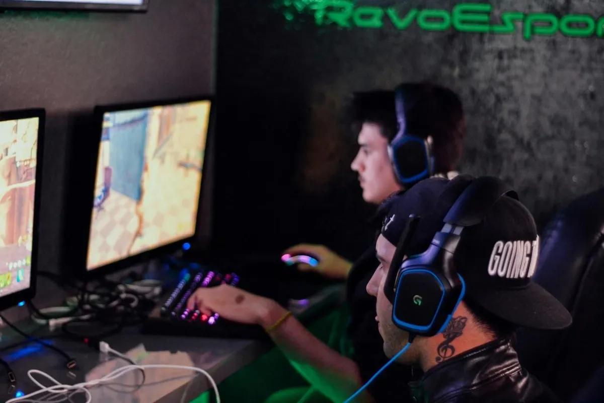 Comment parier sur des événements d'e-sport si vous débutez ?