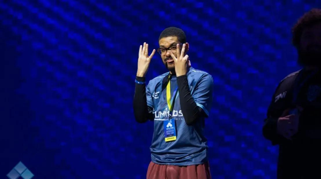 SonicFox remporte son huitième titre à l'EVO grâce à sa victoire sur Mortal Kombat 1