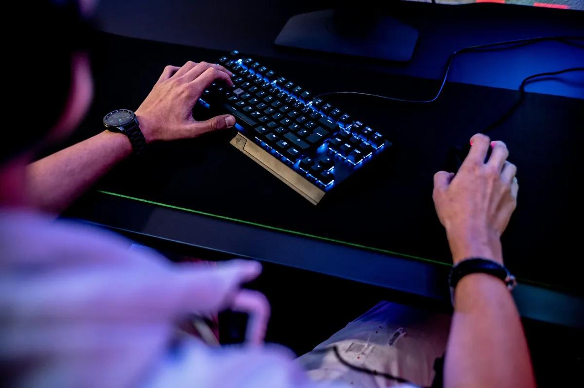 Quel est l'impact des reclassifications mondiales et des nouvelles lois sur l'avenir des paris eSports ?