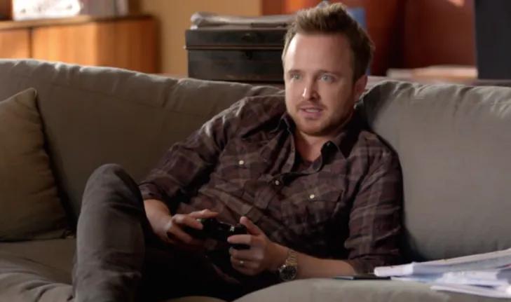 Aaron Paul s'exprime sur son rôle de Mecha Man dans Dispatch et sur son retour aux jeux vidéo