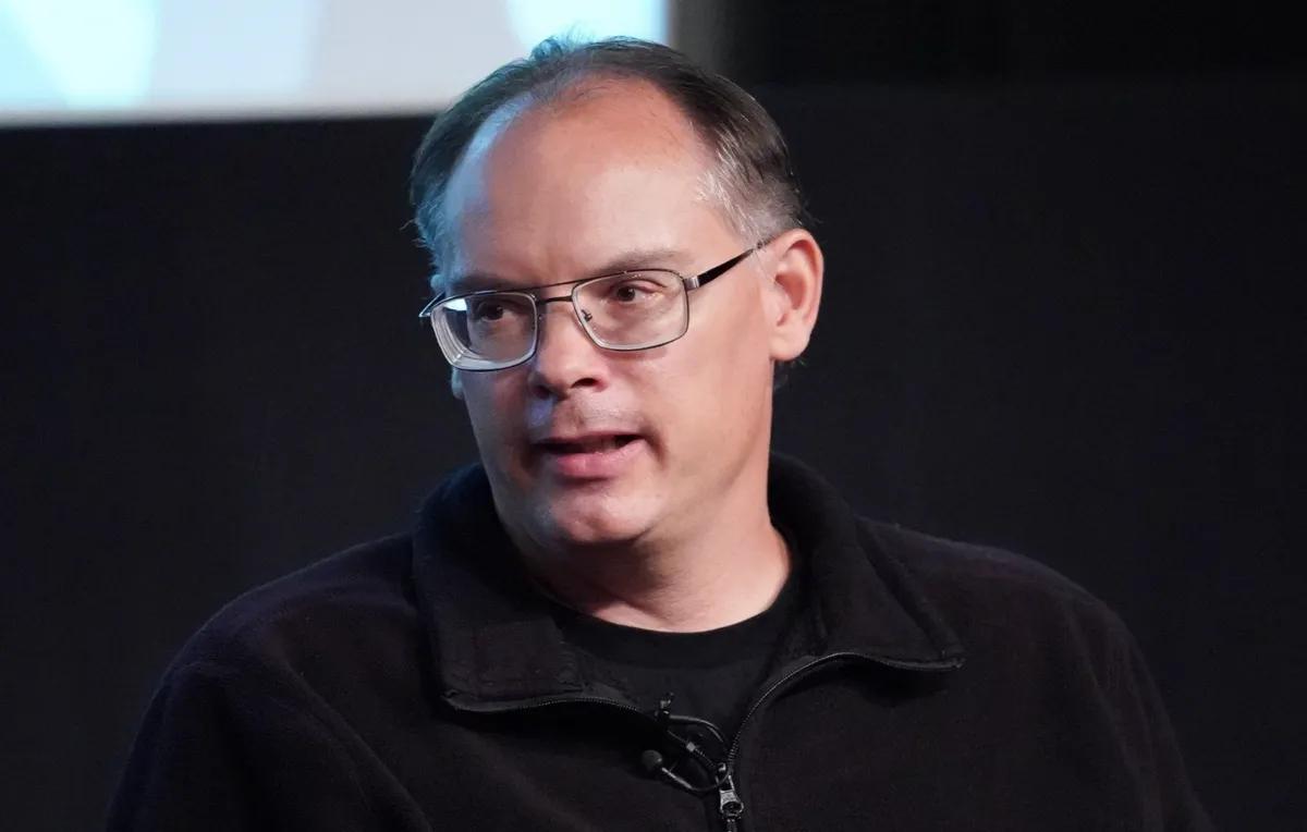 Tim Sweeney, patron d'Epic Games, défend l'utilisation des voix d'IA dans Arc Raiders comme une opportunité pour les acteurs vocaux.