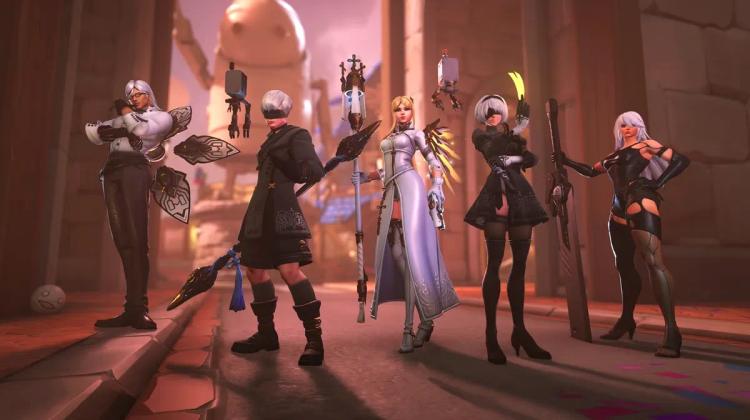 La collaboration Overwatch x NieR : Automata est en ligne avec cinq skins premium.