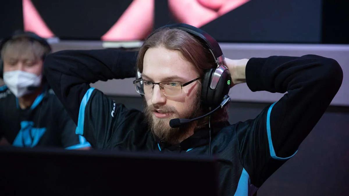 Vatroh quitte Counter Logic Gaming