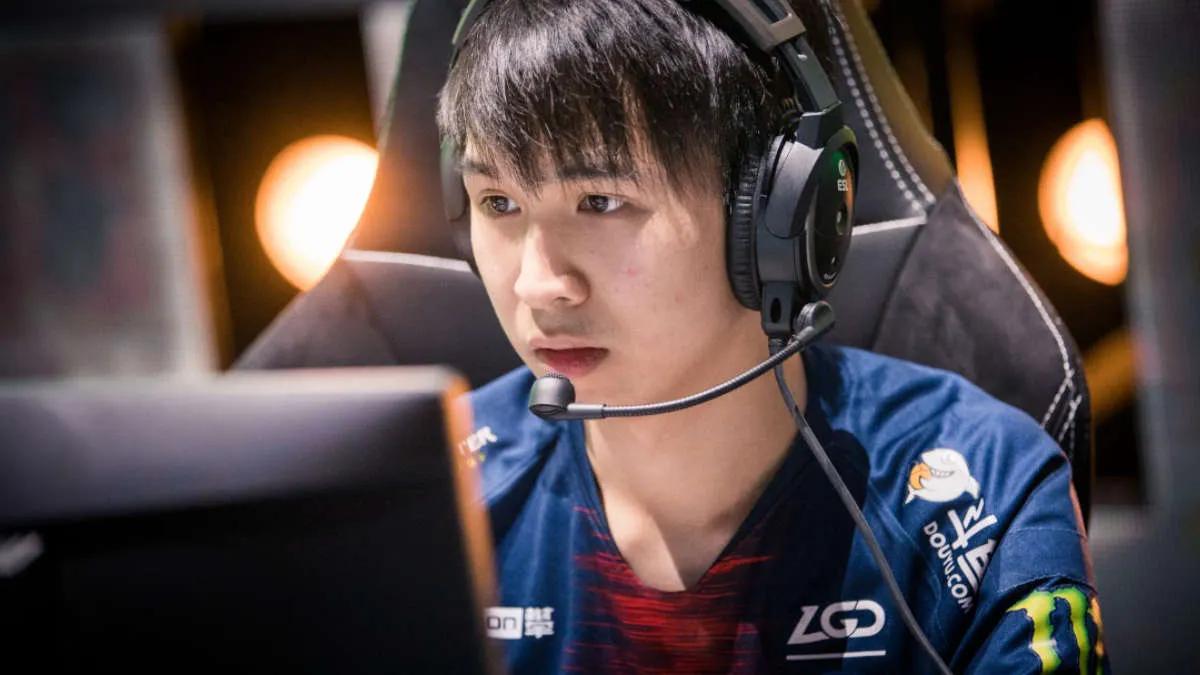 Natsumi- et xNova ont arrondi BOOM Esports