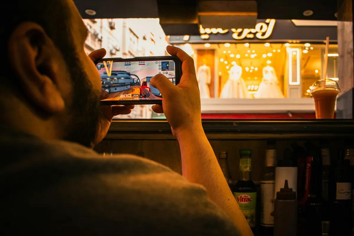 Comment les jeux vidéo séduisent les personnes de différentes générations ?