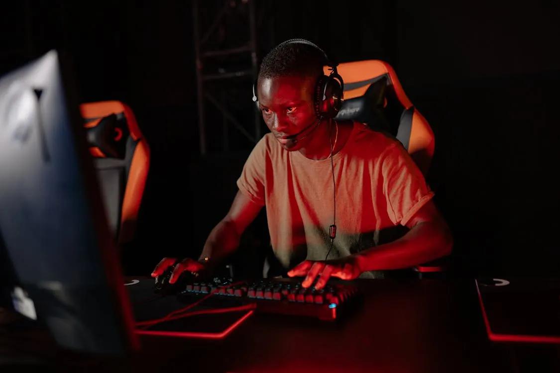 Jeux en ligne et confidentialité : Ce que les gamers doivent savoir sur la protection de leur identité