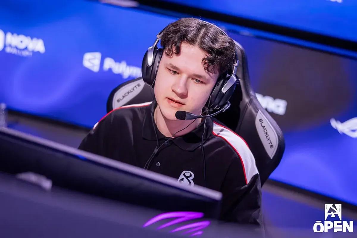 Andrii « npl » Kukharskyi en tête du classement ELO de FACEIT pour la saison 9