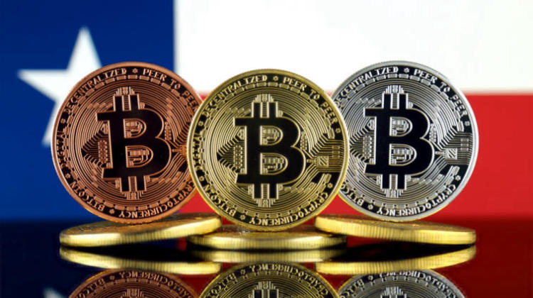 Le gouverneur du Texas soutient le développement du bitcoin. Photo 2