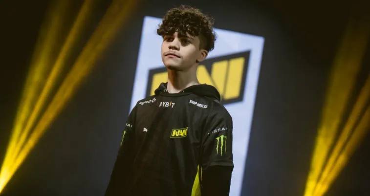 Blurr quitte Natus Vincere. Photo 1